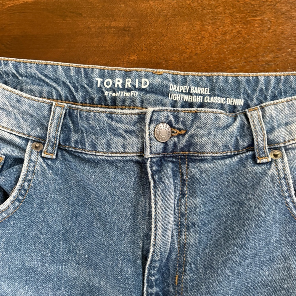 Torrid Barrel High Rise Drapey Denim Ranch Water Casual Straight Leg Jeans 12R - Picture 6 of 10